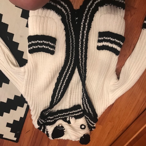 Knit sweater - Picture 2 of 3